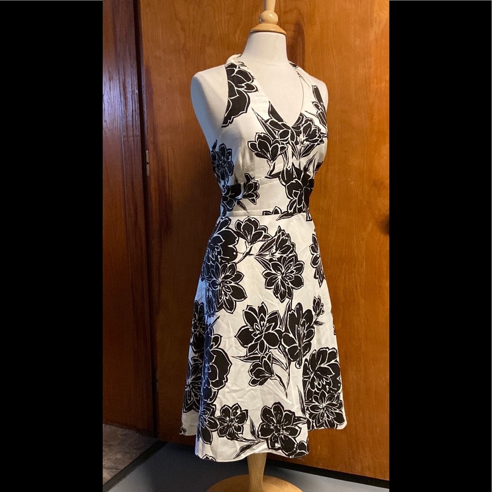ANN TAYLOR Halter Dress Floral Black White Med lined